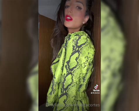 robertacortes OnlyFans Leaks 2025