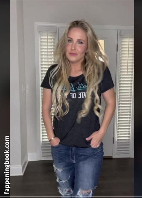 basicsouthernbabe OnlyFans Leaks 2025