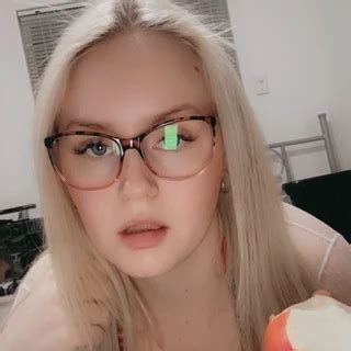 redheadmami198 OnlyFans Leaks 2025