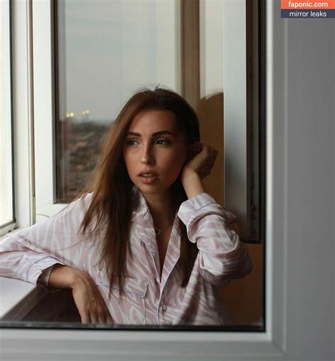 aisux OnlyFans Leaks 2025