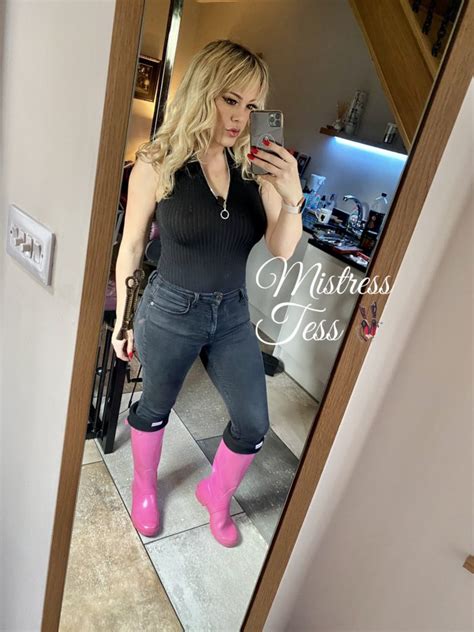 qtess OnlyFans Leaks 2025