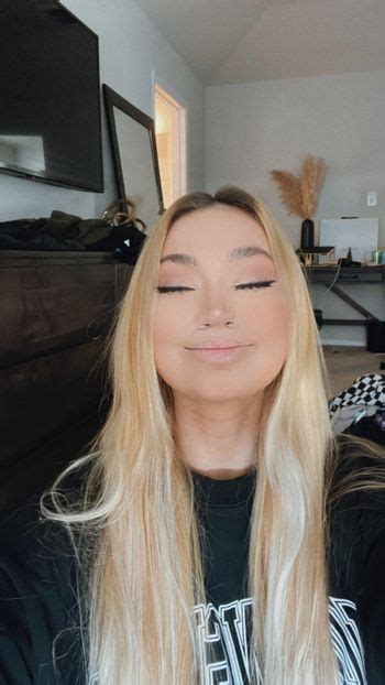 revelliejessica OnlyFans Leaks 2025
