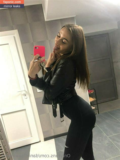a_alexxxaa_alx OnlyFans Leaks 2025