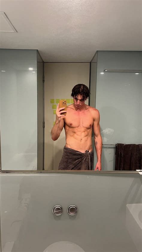 loverboy8100 OnlyFans Leaks 2025
