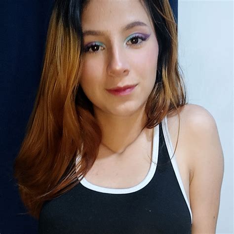 roziereign OnlyFans Leaks 2025