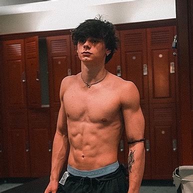 mr.bubblesof OnlyFans Leaks 2025
