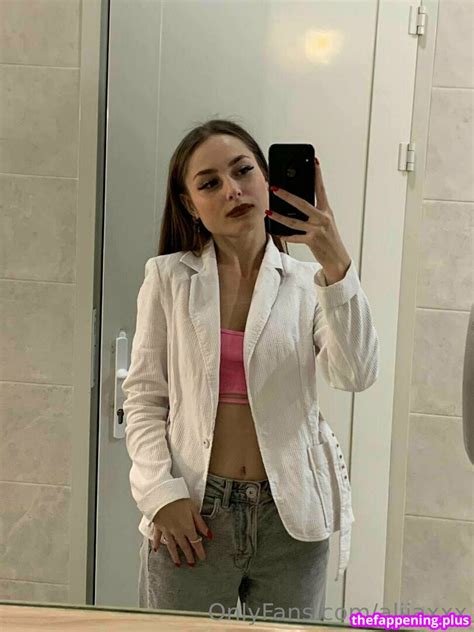 aliiaxxx OnlyFans Leaks 2025