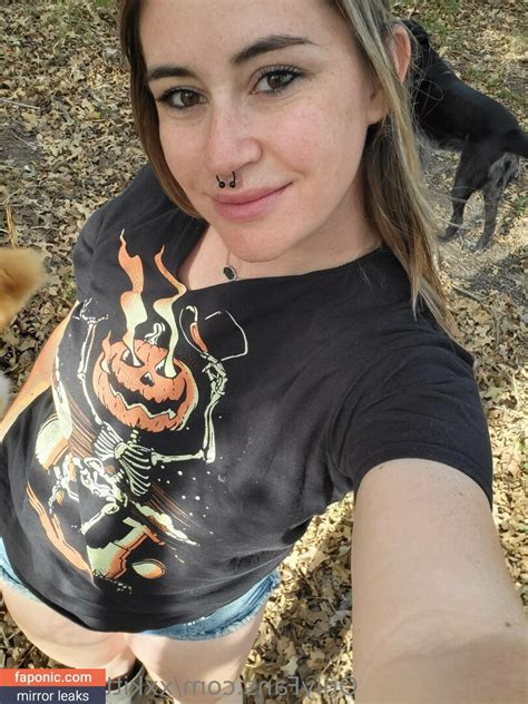 xxkittylicksxx OnlyFans Leaks 2025