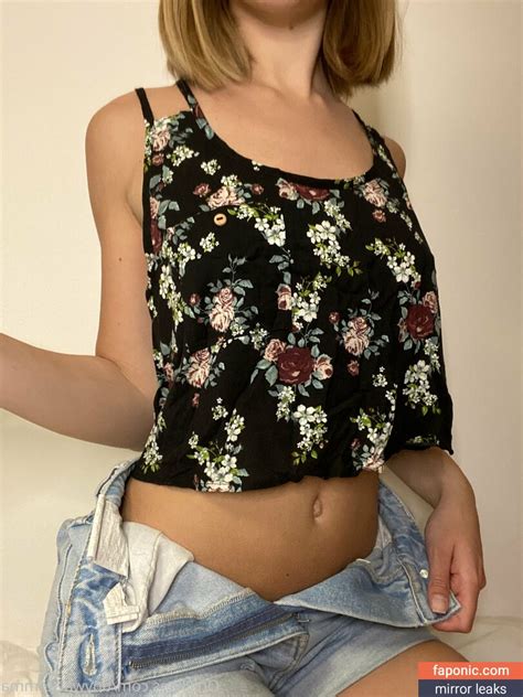 tinywaistemma OnlyFans Leaks 2025
