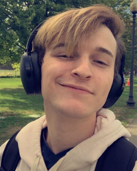 jamesherolove OnlyFans Leaks 2025