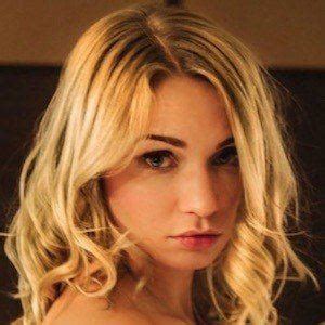 zoieburgher OnlyFans Leaks 2025