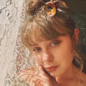 ashleylfrench OnlyFans Leaks 2025