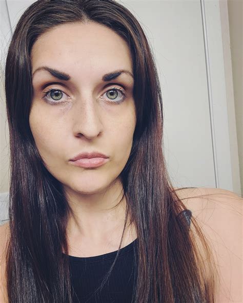 ashleymarriieeee OnlyFans Leaks 2025