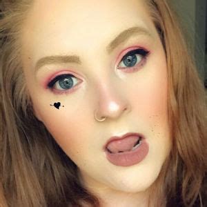 canaqueen_xo OnlyFans Leaks 2025