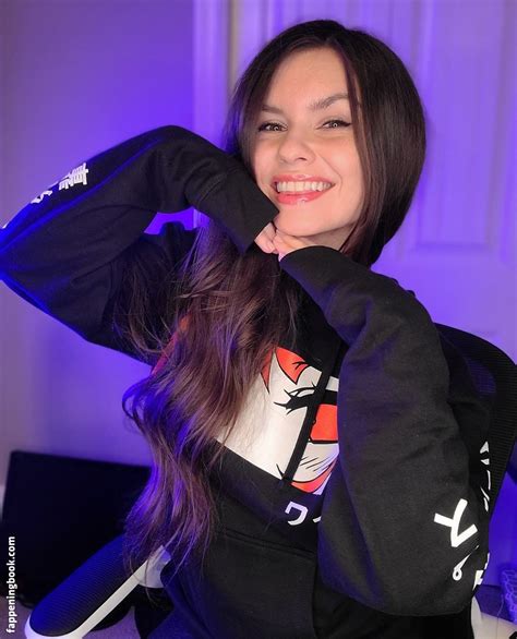 alanaahot OnlyFans Leaks 2025