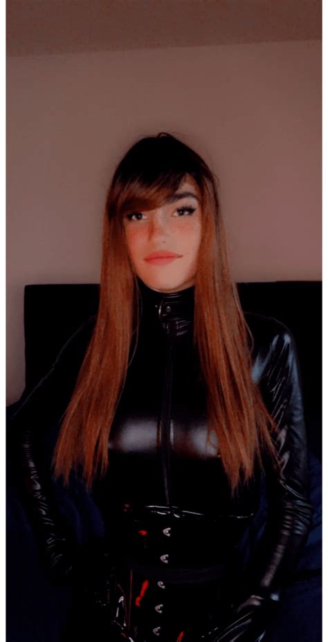 m1ss_veronica OnlyFans Leaks 2025