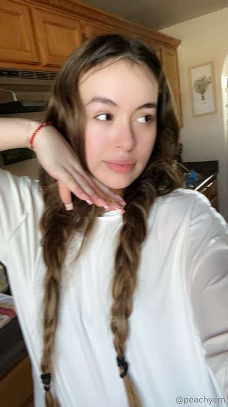 peachycm OnlyFans Leaks 2025