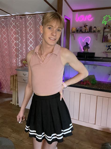femboy_tinytina OnlyFans Leaks 2025