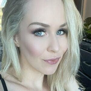 miss.anna.belle OnlyFans Leaks 2025