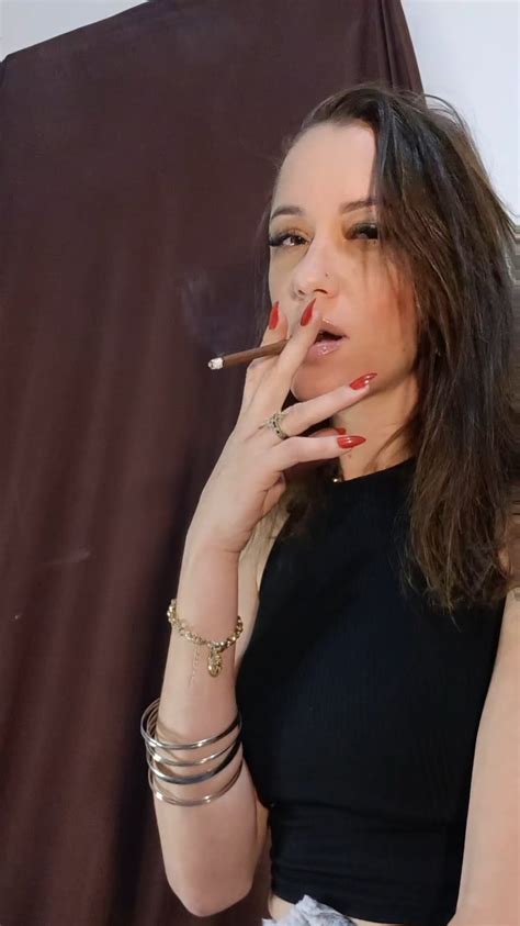 missevesmoking OnlyFans Leaks 2025