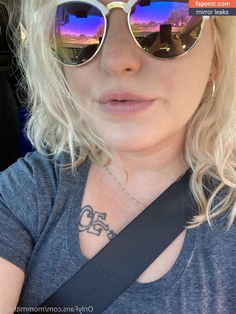 mommithiccc OnlyFans Leaks 2025