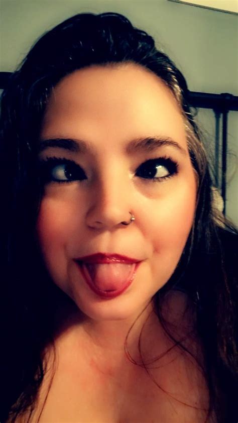 momnextdoorddd OnlyFans Leaks 2025