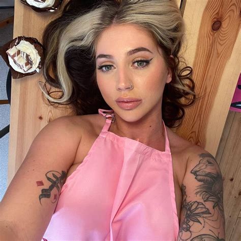 amiraxevans OnlyFans Leaks 2025