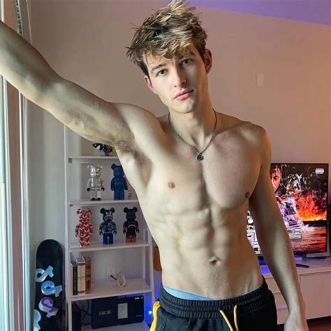 darrellmoore44 OnlyFans Leaks 2025