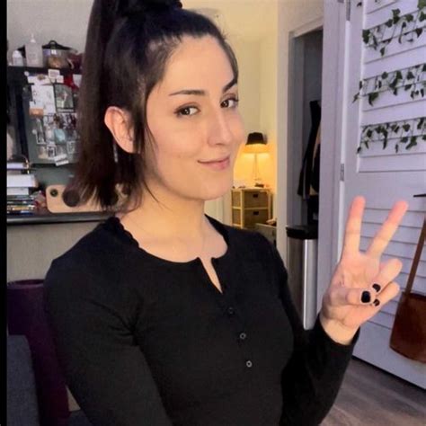 ellaisakittycat OnlyFans Leaks 2025
