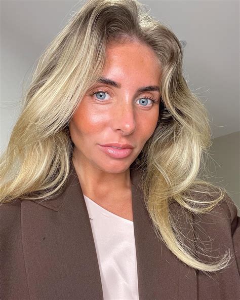 angieafterhours OnlyFans Leaks 2025
