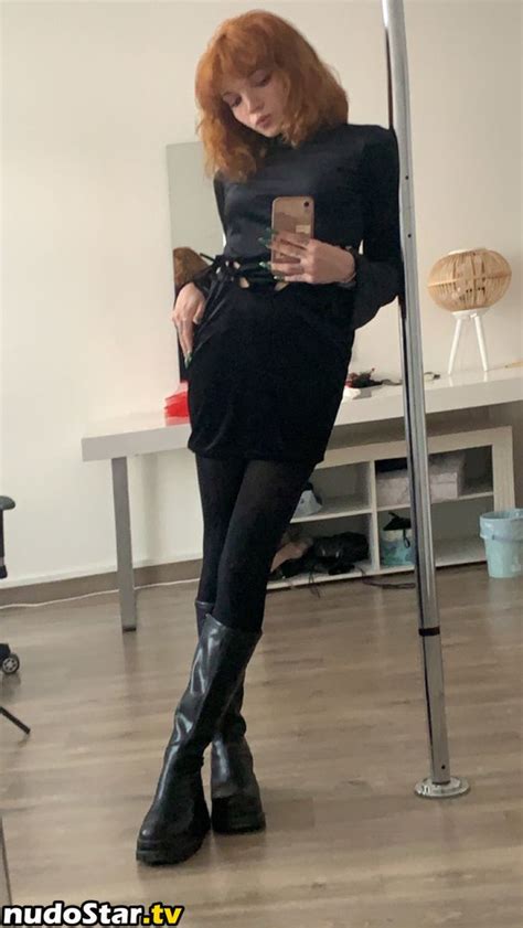 angele_mhr OnlyFans Leaks 2025