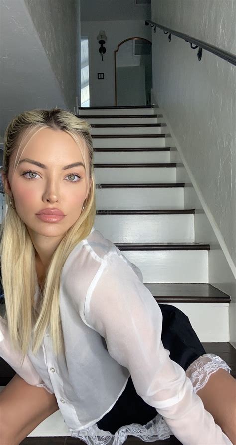 lindseypelas OnlyFans Leaks 2025