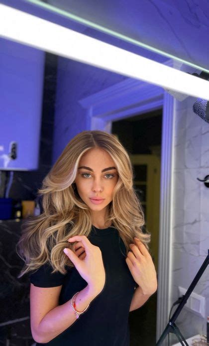 emilia_brown OnlyFans Leaks 2025