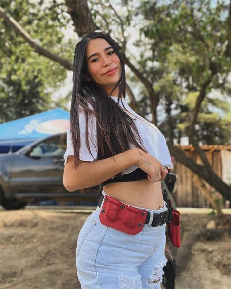 paola.loo OnlyFans Leaks 2025