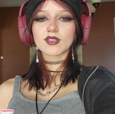 girlwithasubie2.5 OnlyFans Leaks 2025