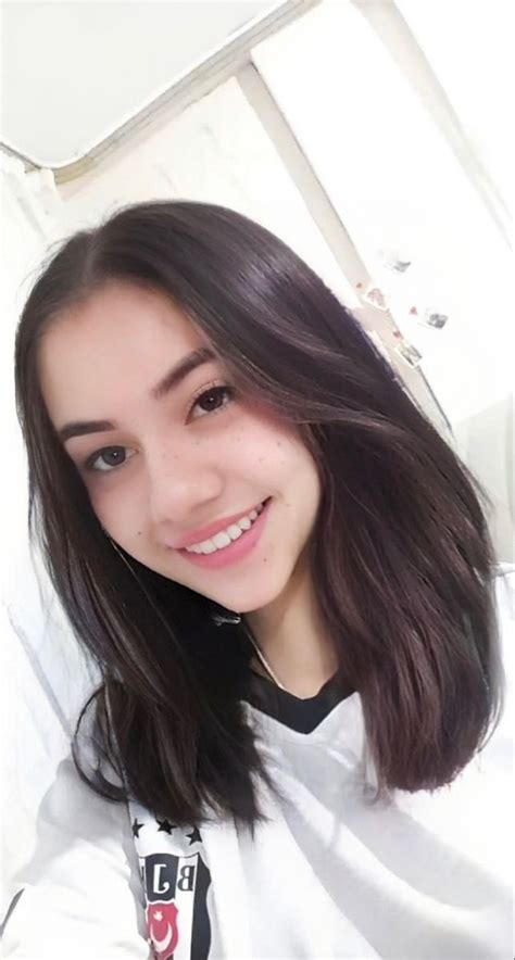 girlyaleyna OnlyFans Leaks 2025