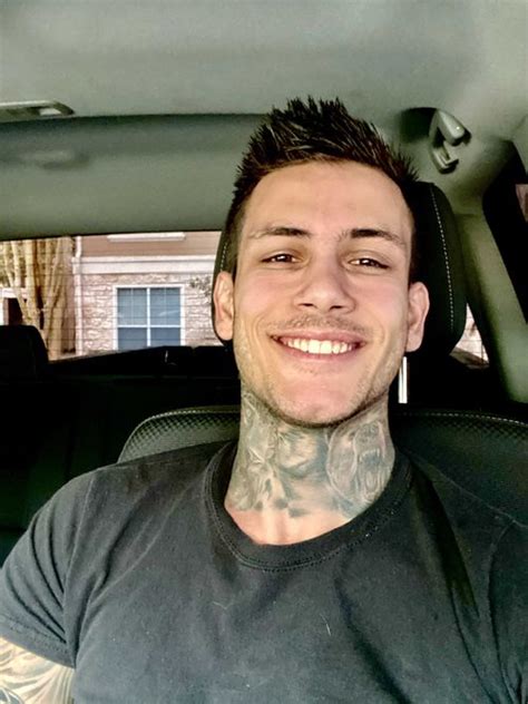 mikehoffman1023 OnlyFans Leaks 2025