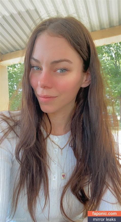 bellapetitewifey OnlyFans Leaks 2025