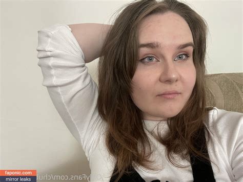 chubbynixiesin OnlyFans Leaks 2025