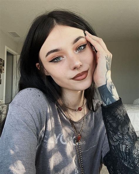 inkedbrunette_ OnlyFans Leaks 2025
