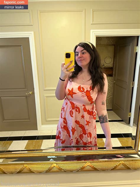 thickthighsambereyes OnlyFans Leaks 2025