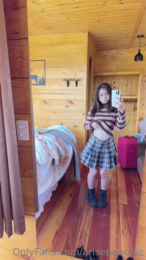arisepeach OnlyFans Leaks 2025