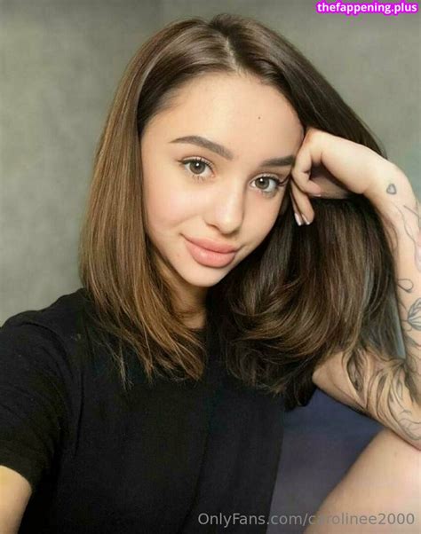 carolinee2000 OnlyFans Leaks 2025