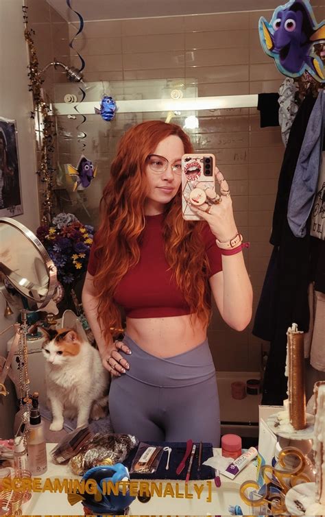 claracosmiafree OnlyFans Leaks 2025