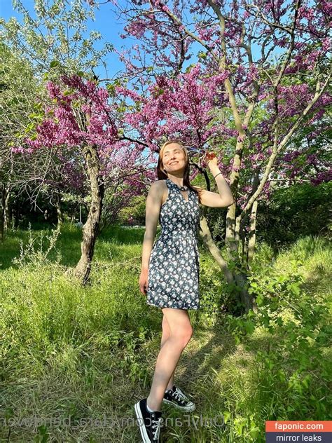 clara_bendover OnlyFans Leaks 2025