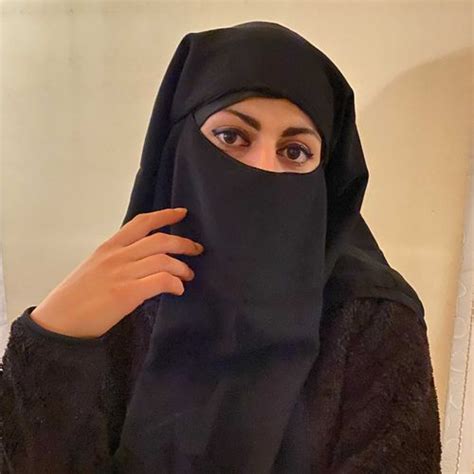 MiaNiqab Fansly Leaks 2025