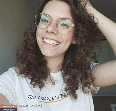 mia.hill OnlyFans Leaks 2025