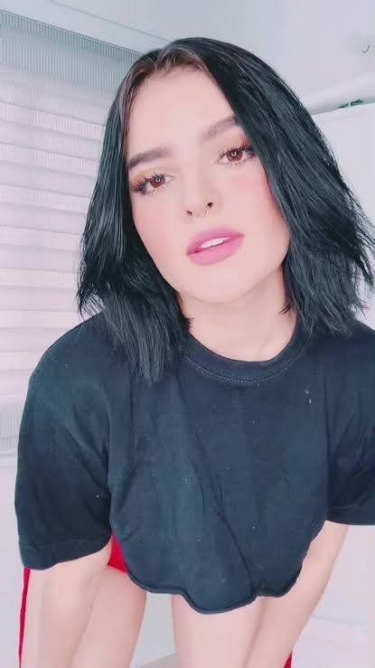 saabsilvi OnlyFans Leaks 2025