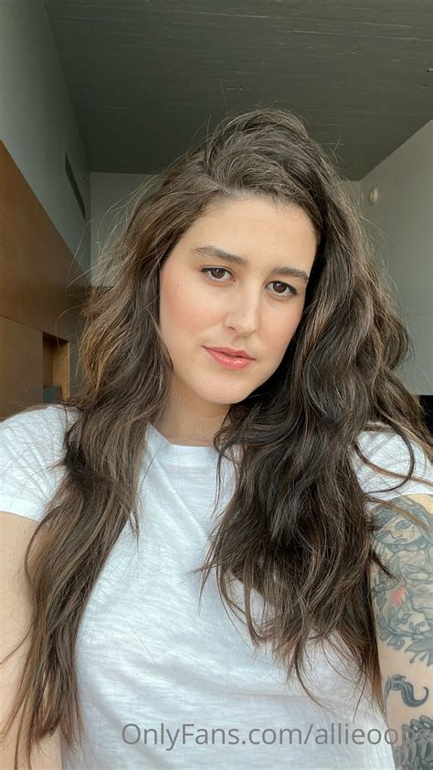 allieoopsforever OnlyFans Leaks 2025