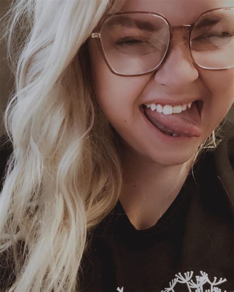 rissarue2 OnlyFans Leaks 2025
